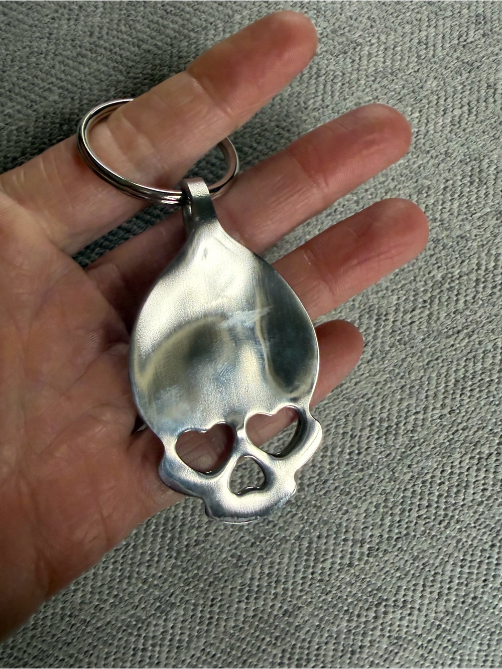 Stainless Skull Spoon Keychain - Picture 5 of 5